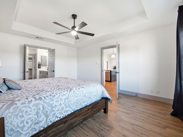 101 Jerry Gray, Blanco, TX 78606