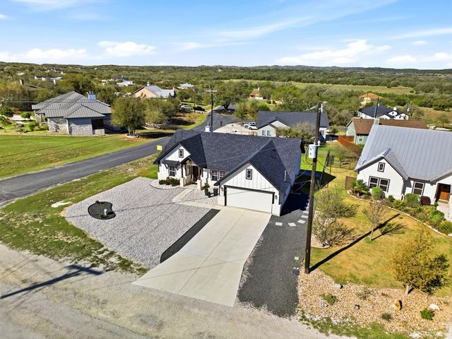 101 Jerry Gray, Blanco, TX 78606