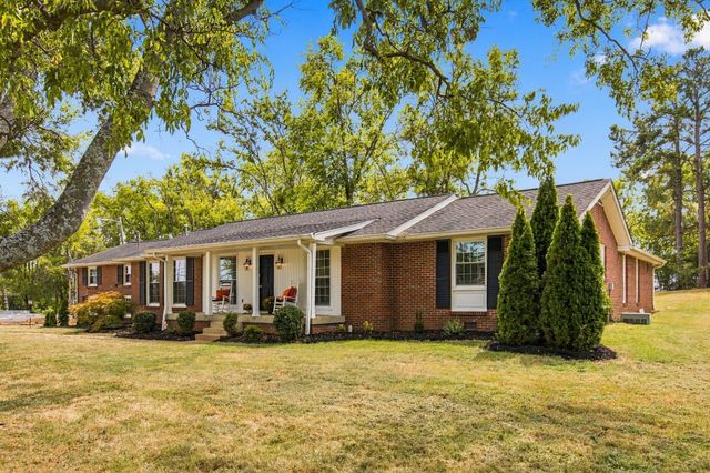 721 Lambert Dr, Nashville, TN 37220