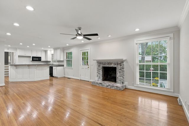 721 Lambert Dr, Nashville, TN 37220