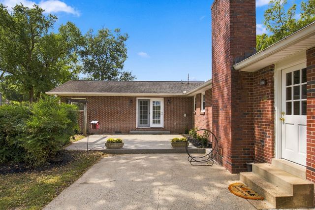 721 Lambert Dr, Nashville, TN 37220