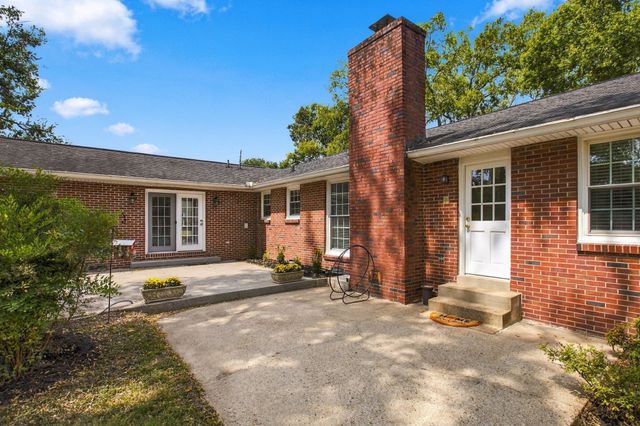 721 Lambert Dr, Nashville, TN 37220