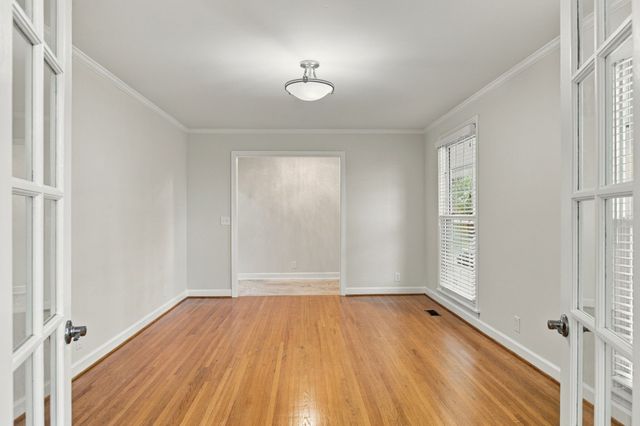 721 Lambert Dr, Nashville, TN 37220