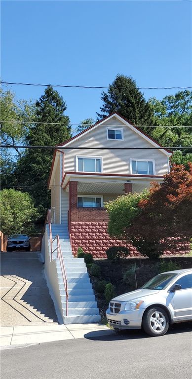 512 Brinwood Ave 2, Carrick, PA 15227