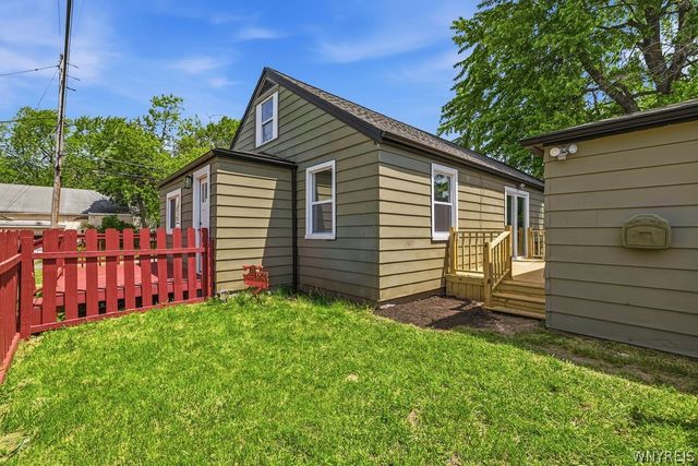 5 Twain Court, Tonawanda, NY 14150