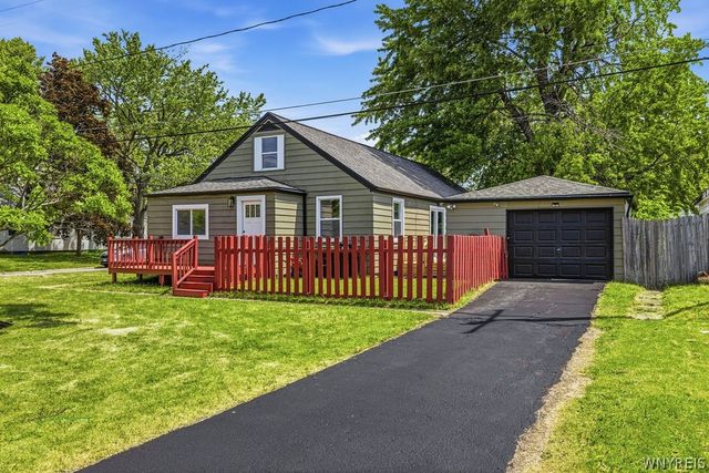 5 Twain Court, Tonawanda, NY 14150