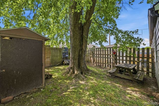 5 Twain Court, Tonawanda, NY 14150