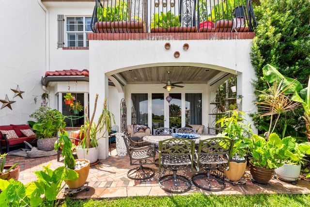 1527 Estuary Trail, Delray Beach, FL 33483