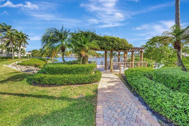 1527 Estuary Trail, Delray Beach, FL 33483