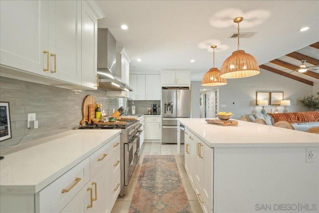 5924 Lancaster, San Diego, CA 92120