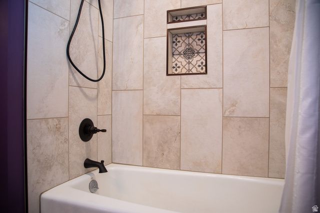 8862 S CHESHIRE DR, Sandy, UT 84093