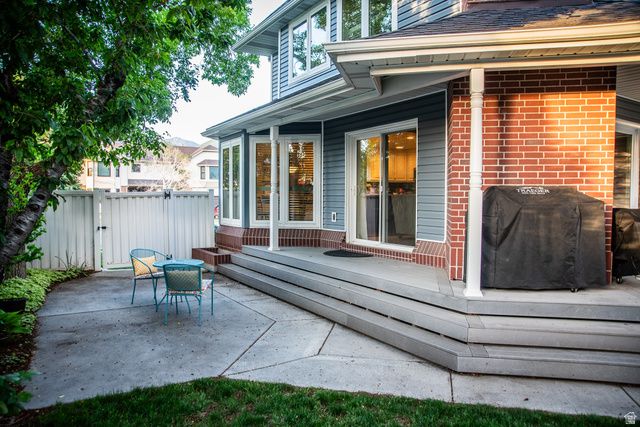 8862 S CHESHIRE DR, Sandy, UT 84093