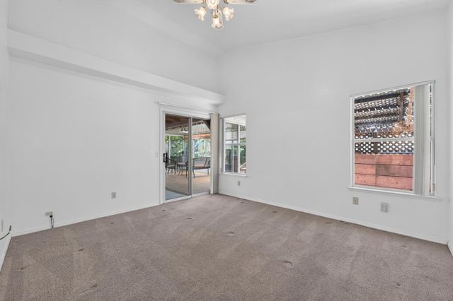 8113 Bellsbrae Dr, Antelope, CA 95843