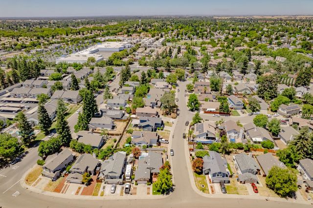 8113 Bellsbrae Dr, Antelope, CA 95843