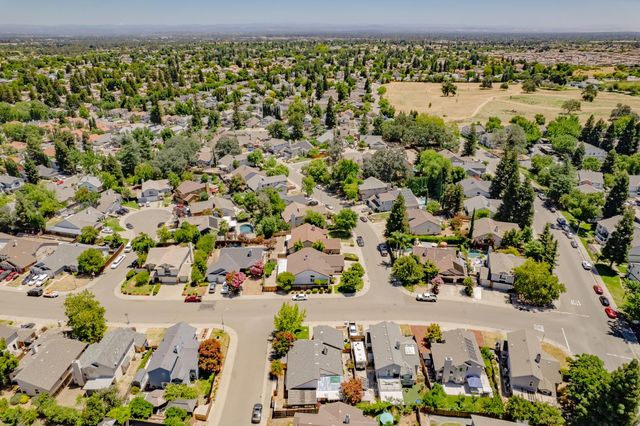 8113 Bellsbrae Dr, Antelope, CA 95843
