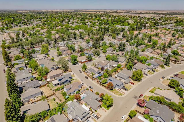 8113 Bellsbrae Dr, Antelope, CA 95843