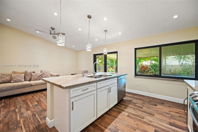 14630 Madison Pl, Davie, FL 33325