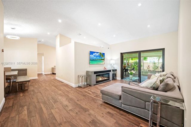 14630 Madison Pl, Davie, FL 33325