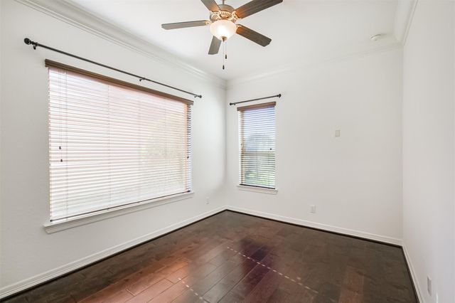10 Silent Way Drive, Sugar Land, TX 77498
