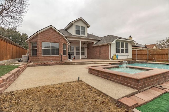 5162 Brook Meadow Lane, Fort Worth, TX 76133