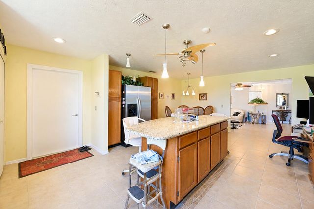 8690 Shadylake Lane, Fort Pierce, FL 34947