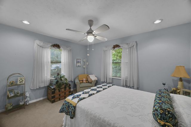 8690 Shadylake Lane, Fort Pierce, FL 34947