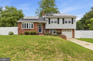 22 WINDING WAY, Mount Holly, NJ 08060