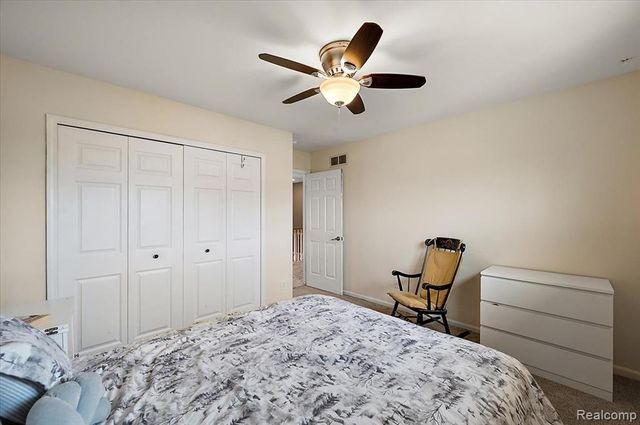 48037 Lafayette Drive, Macomb, MI 48044