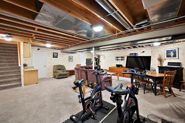 48037 Lafayette Drive, Macomb, MI 48044