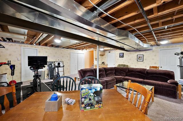 48037 Lafayette Drive, Macomb, MI 48044