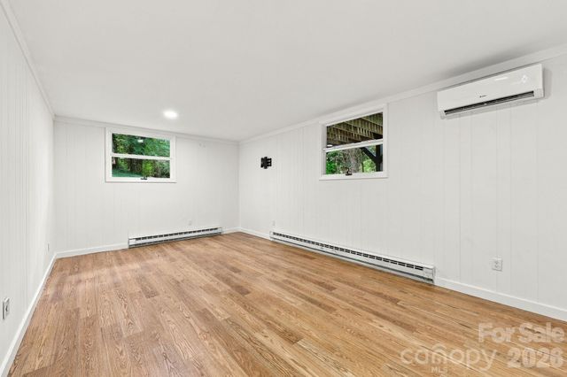 104 Disosway Street, Black Mountain, NC 28711
