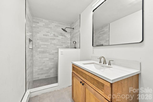 104 Disosway Street, Black Mountain, NC 28711