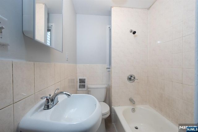297 Broadway 1, Paterson, NJ 07522