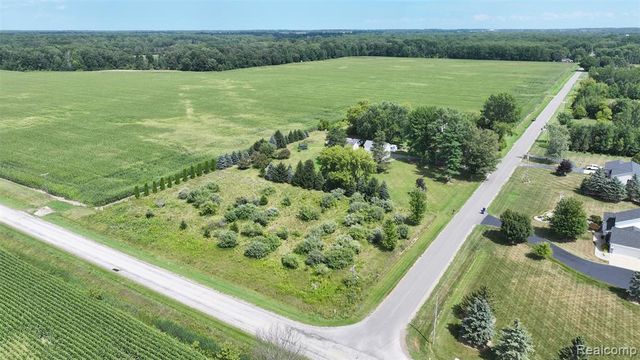12930 Wilkinson Road, Freeland, MI 48623