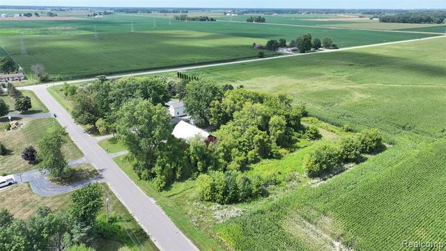 12930 Wilkinson Road, Freeland, MI 48623