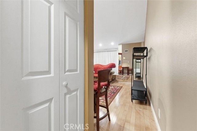 726 S Fir 3, Inglewood, CA 90301