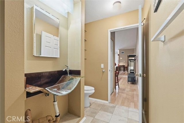 726 S Fir 3, Inglewood, CA 90301