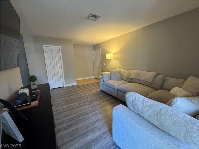 2606 South Durango Drive 188, Las Vegas, NV 89117