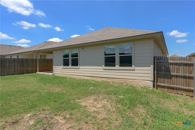 325 Jacquard Court, Troy, TX 76579
