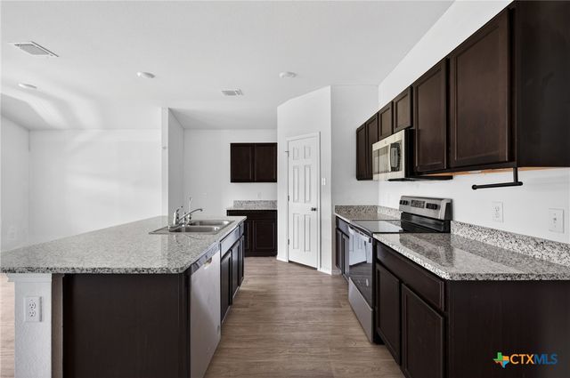 325 Jacquard Court, Troy, TX 76579