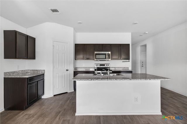 325 Jacquard Court, Troy, TX 76579