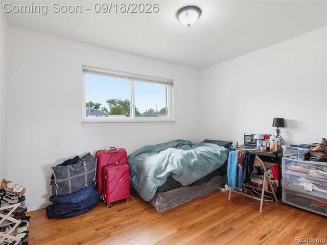 25496 Taylor Drive, Warren, MI 48089