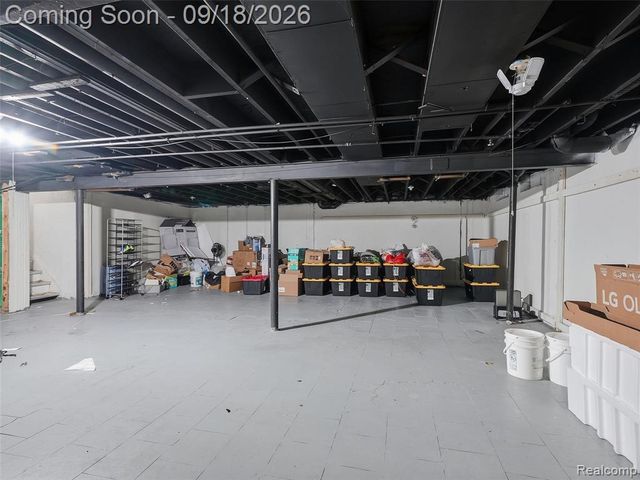 25496 Taylor Drive, Warren, MI 48089