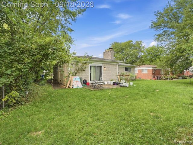 25496 Taylor Drive, Warren, MI 48089