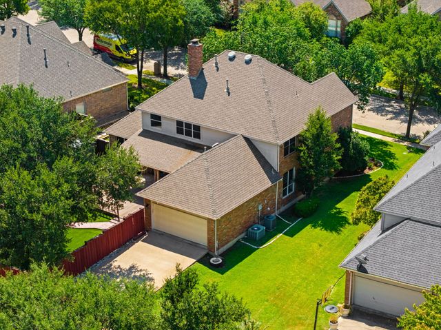 2311 Creekside Circle N, Irving, TX 75063