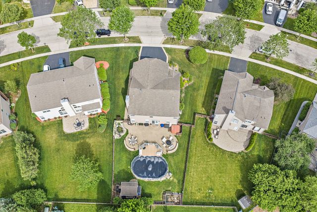 1961 Broadsmore Drive, Algonquin, IL 60102
