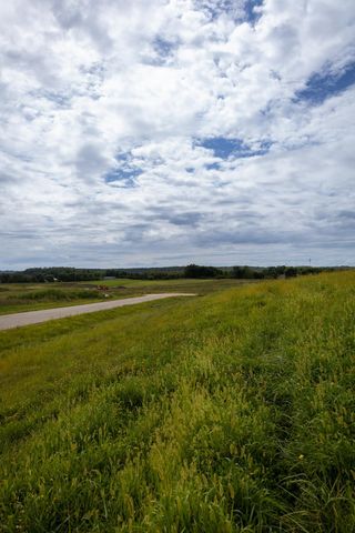 L5B2 Boelter Estates Drive NW, Rochester, MN 55901