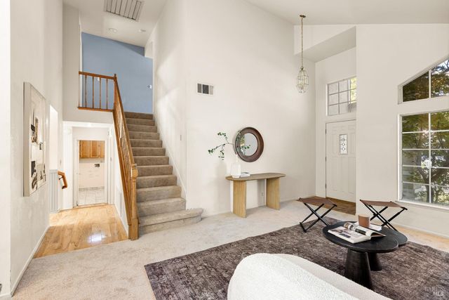 630 Harvard Ave, Vacaville, CA 95687