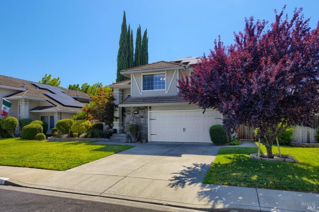 630 Harvard Ave, Vacaville, CA 95687