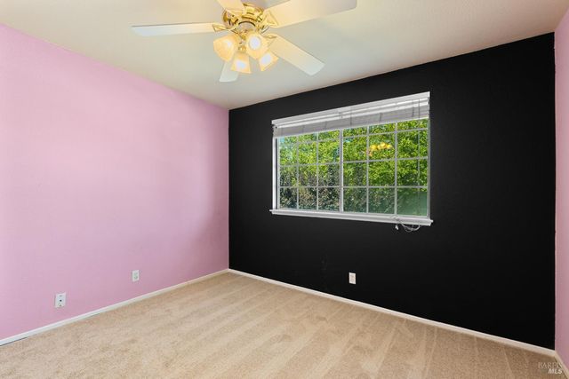 630 Harvard Ave, Vacaville, CA 95687